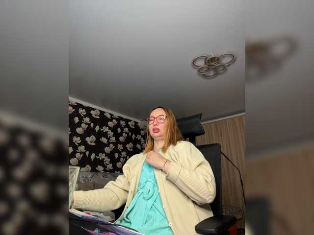 Pink-Lips live cam on BongaCams