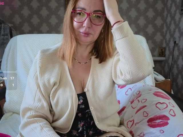 Pink-Lips live webcam show