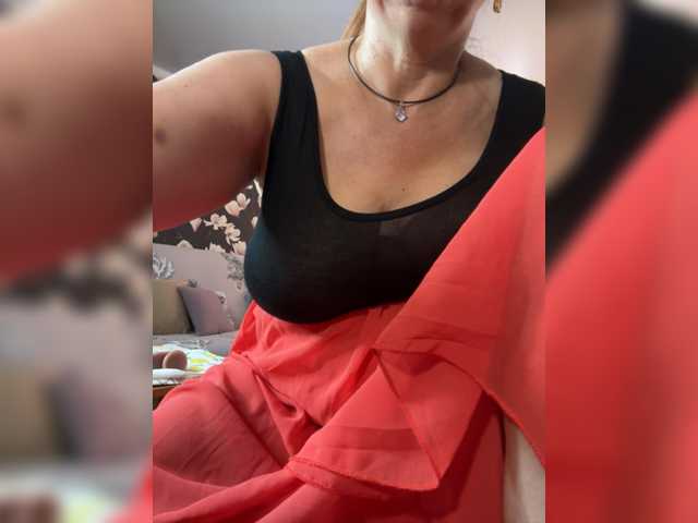 Pink-Lips, en vivo ahora en BongaCams