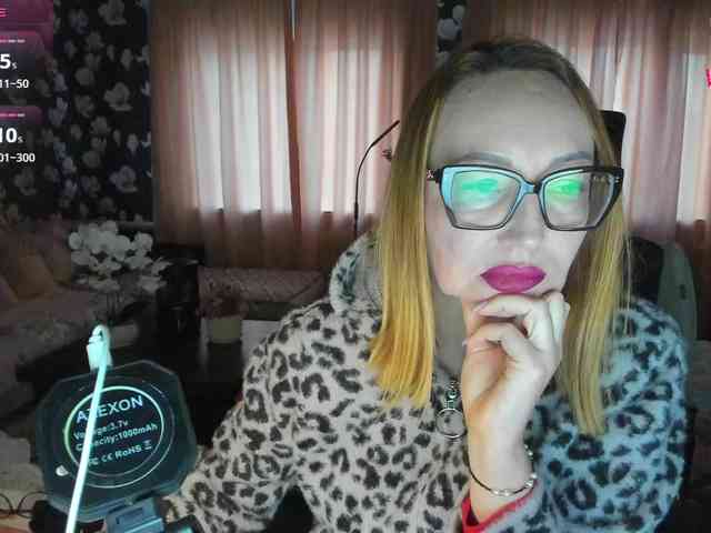Pink-Lips webcam