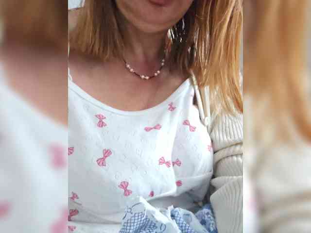 Pink-Lips webcam