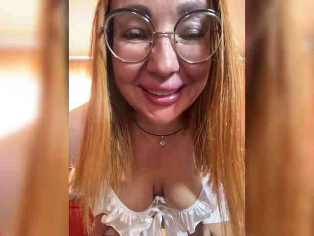 Pink-Lips webcam