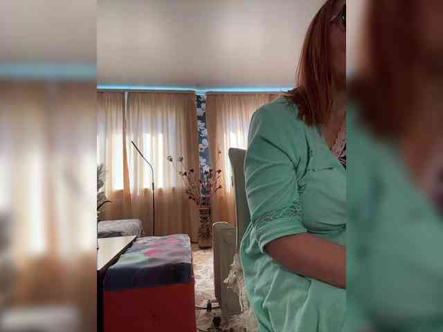 Pink-Lips's webcam live show