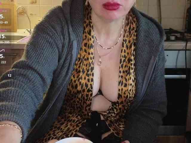 Pink-Lips Pink-Lips