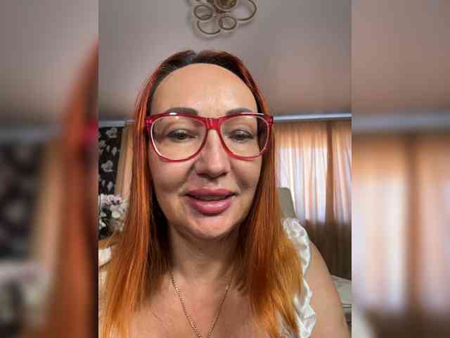 Pink-Lips webcam