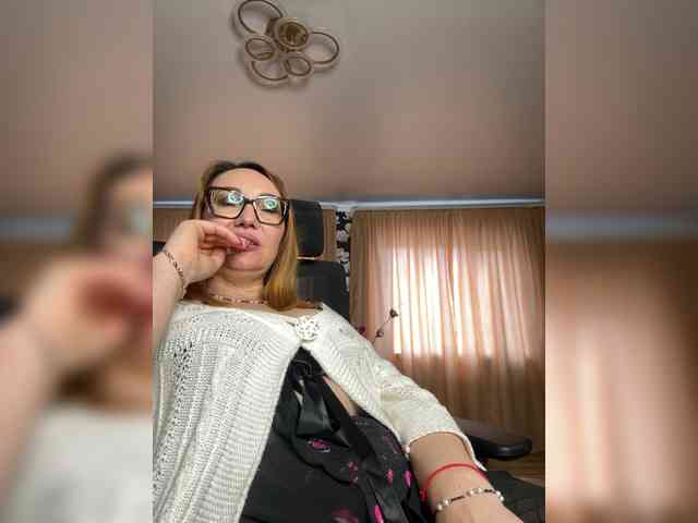 Pink-Lips webcam