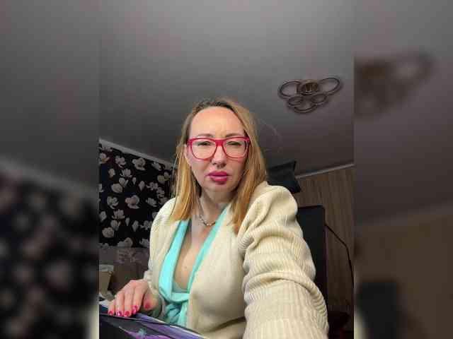 Pink-Lips webcam
