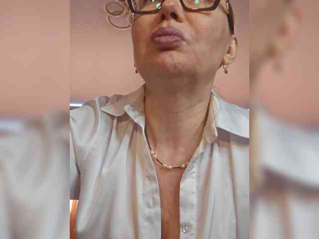 Pink-Lips