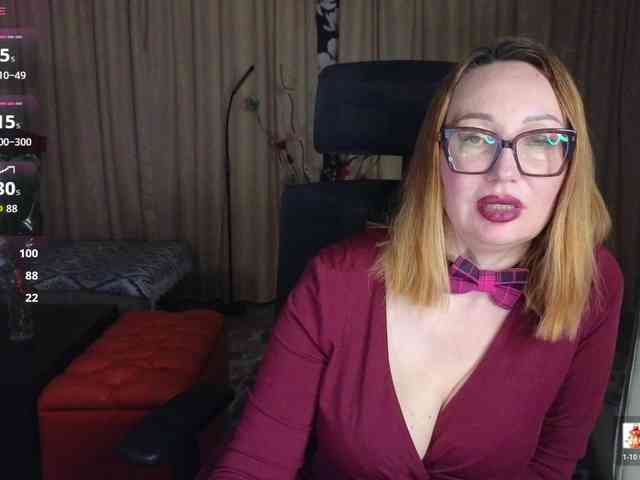 Pink-Lips Live Webcam on BongaCams