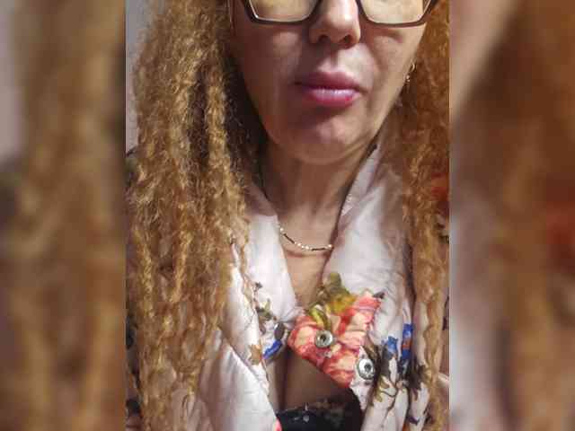 Pink-Lips webcam
