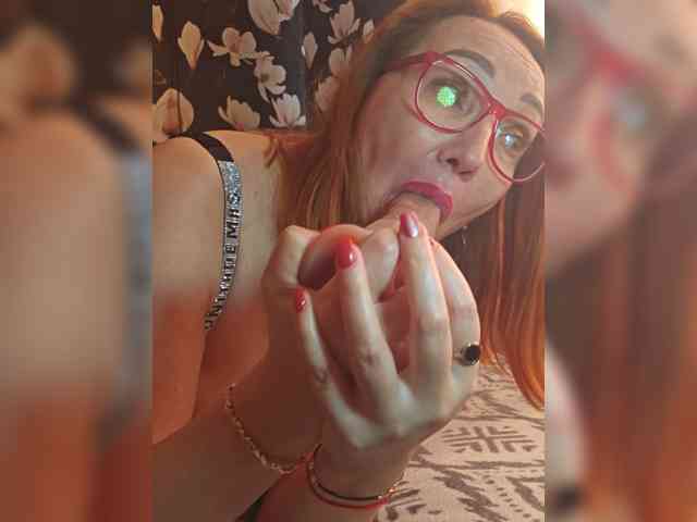 Pink-Lips webcam