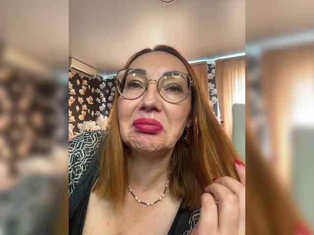 Pink-Lips webcam