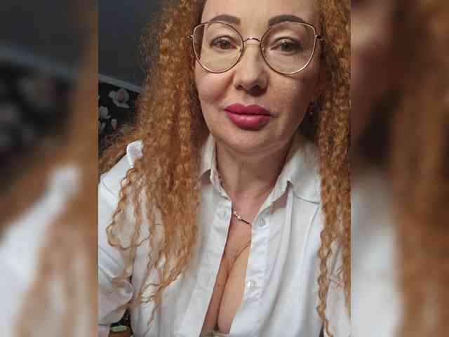 Pink-Lips webcam
