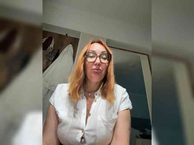 Pink-Lips webcam