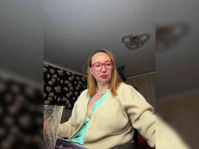 Pink-Lips webcam
