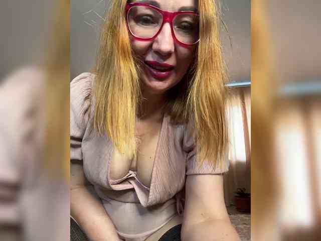 Pink-Lips webcam