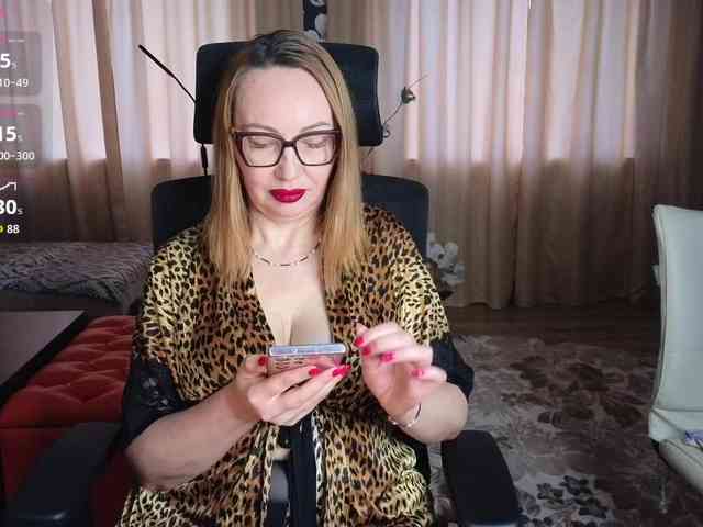 Pink-Lips webcam