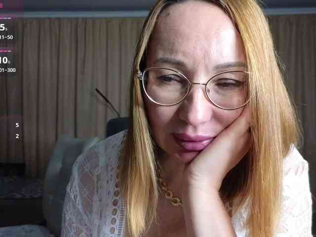 Pink-Lips webcam