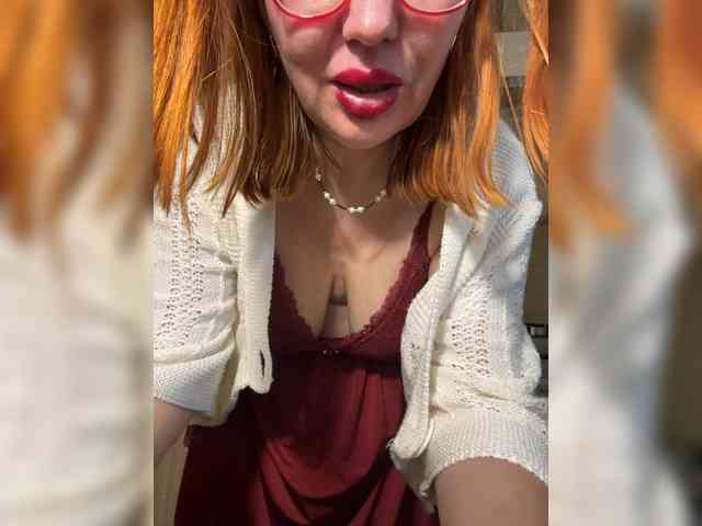 Pink-Lips webcam