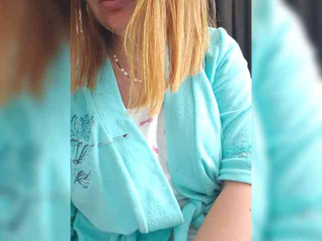 Pink-Lips webcam