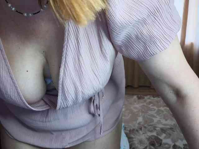 Pink-Lips webcam
