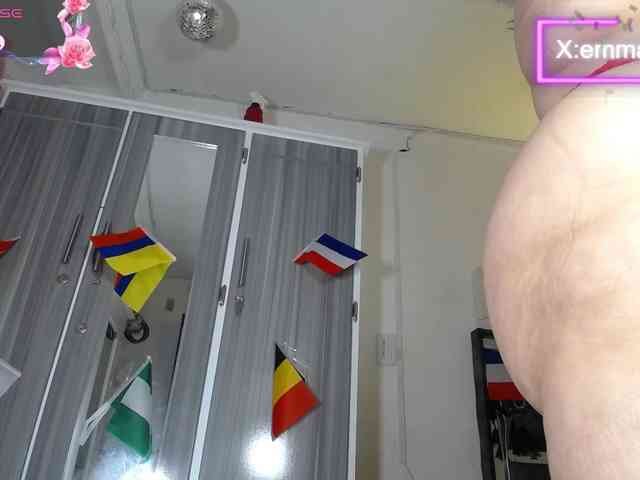 emma-hoot1 webcam