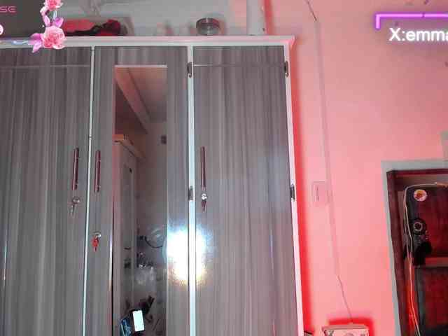 emma-hoot1 webcam
