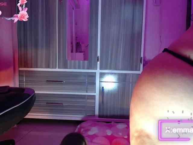 emma-hoot1 webcam