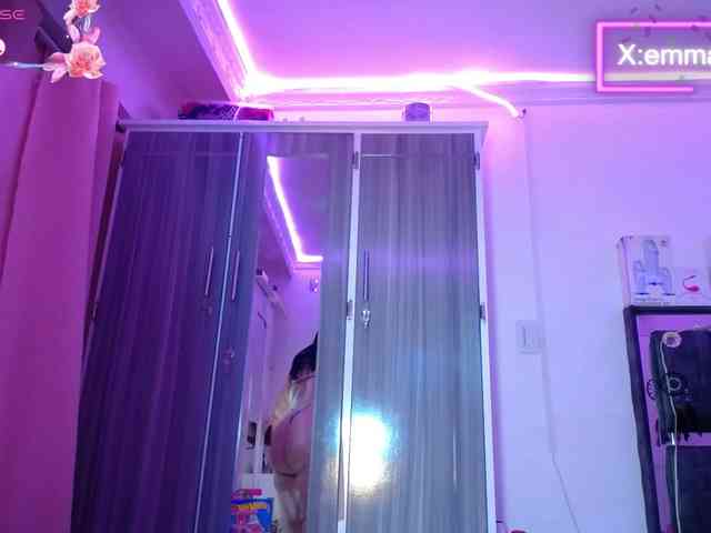emma-hoot1 webcam