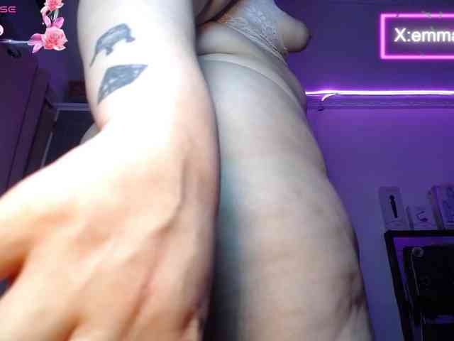 emma-hoot1 webcam