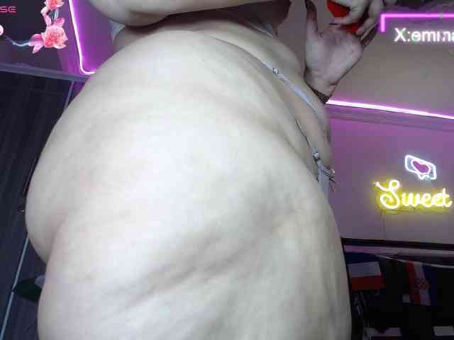 emma-hoot1 webcam