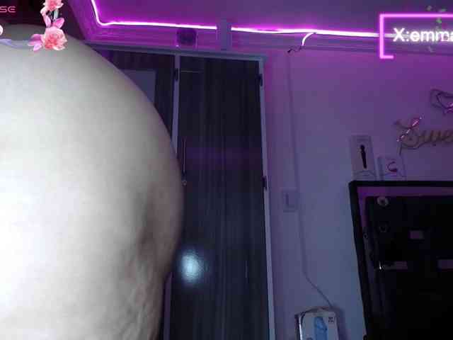 emma-hoot1 webcam