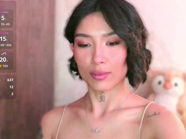 JulieTurner's BongaCams show and profile