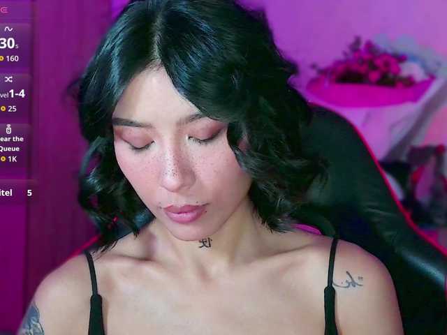 Girl-next-door live webcam show