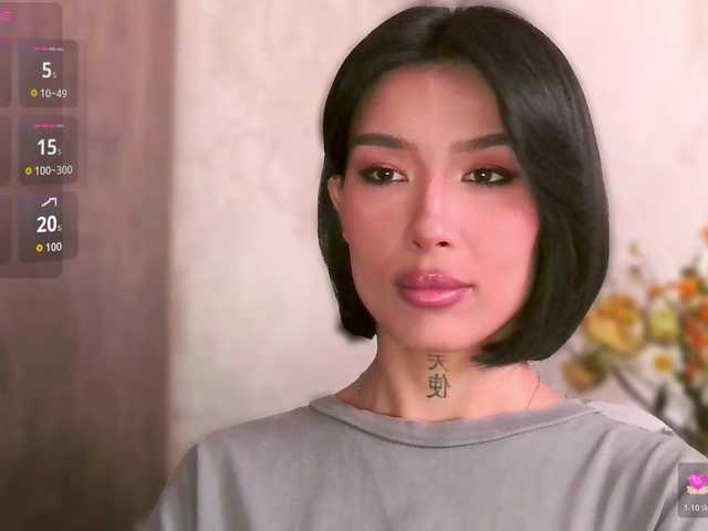 JulieTurner's BongaCams show and profile