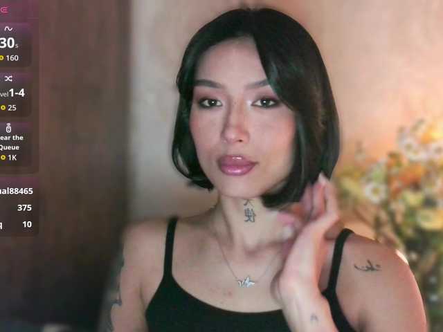 JulieTurner's BongaCams show and profile