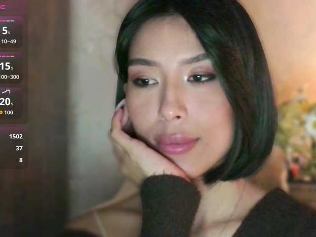 JulieTurner's BongaCams show and profile