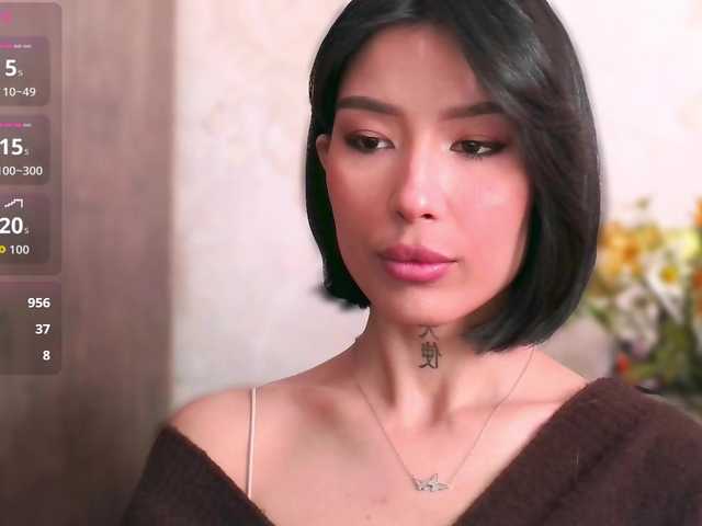 JulieTurner's BongaCams show and profile