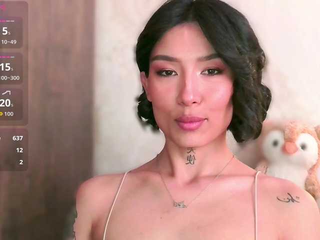 JulieTurner's BongaCams show and profile