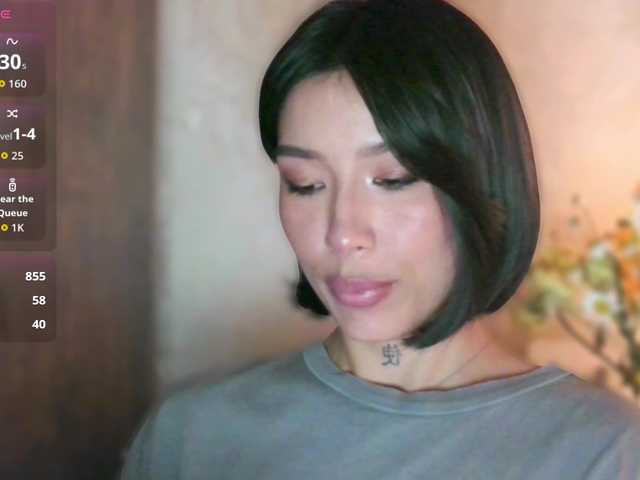 JulieTurner's BongaCams show and profile