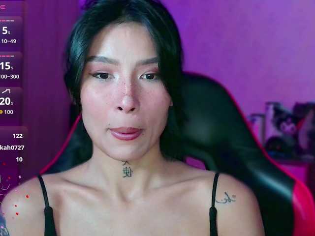 Girl-next-door live webcam show