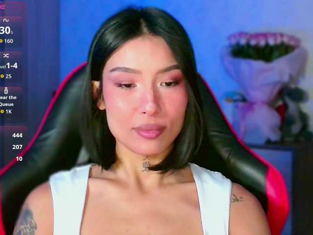 JulieTurner live cam on BongaCams