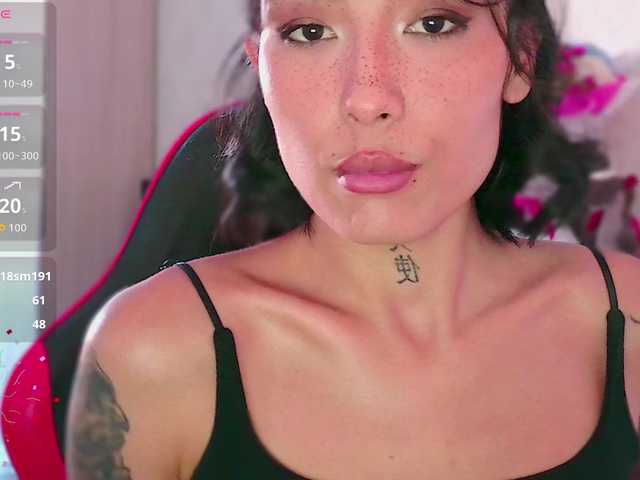 Girl-next-door live webcam show