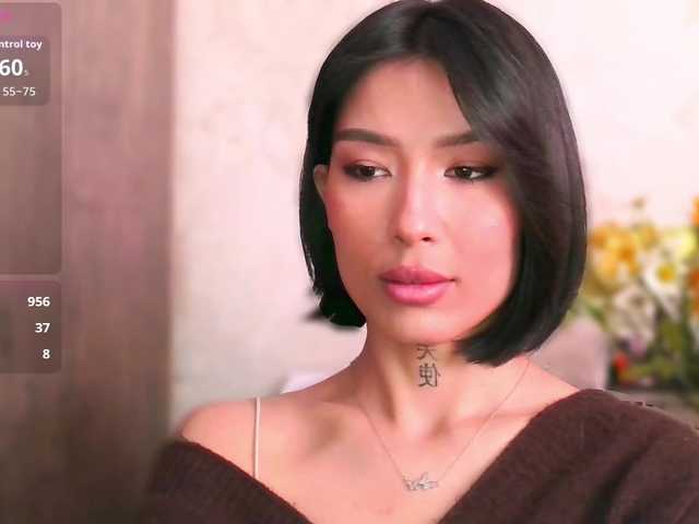 JulieTurner's BongaCams show and profile