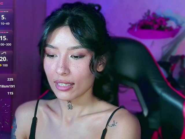 Girl-next-door live webcam show