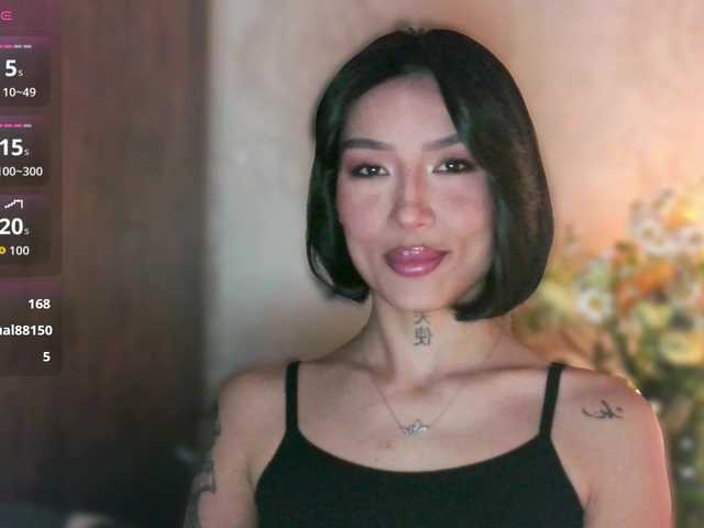 JulieTurner's BongaCams show and profile