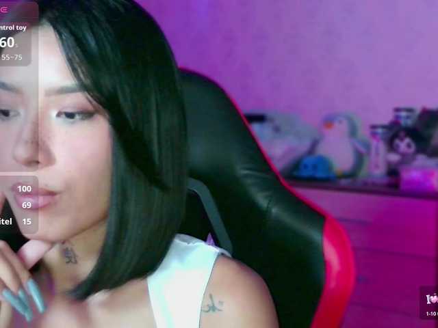 JulieTurner live webcam show