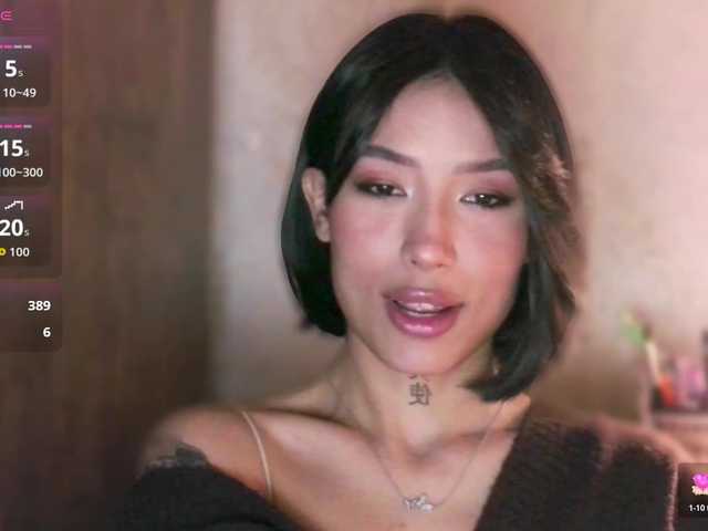 JulieTurner's BongaCams show and profile