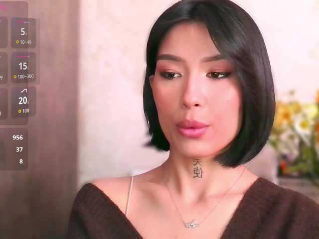 JulieTurner's BongaCams show and profile