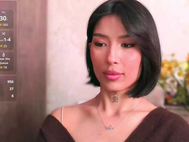 JulieTurner's BongaCams show and profile